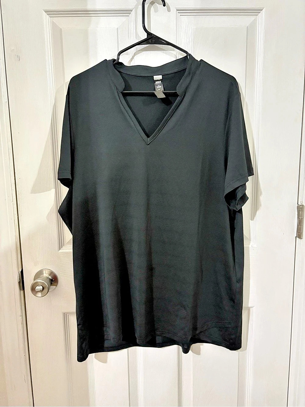 MIER Black V-Neck Short Sleeve Shirt Size XXL NWT